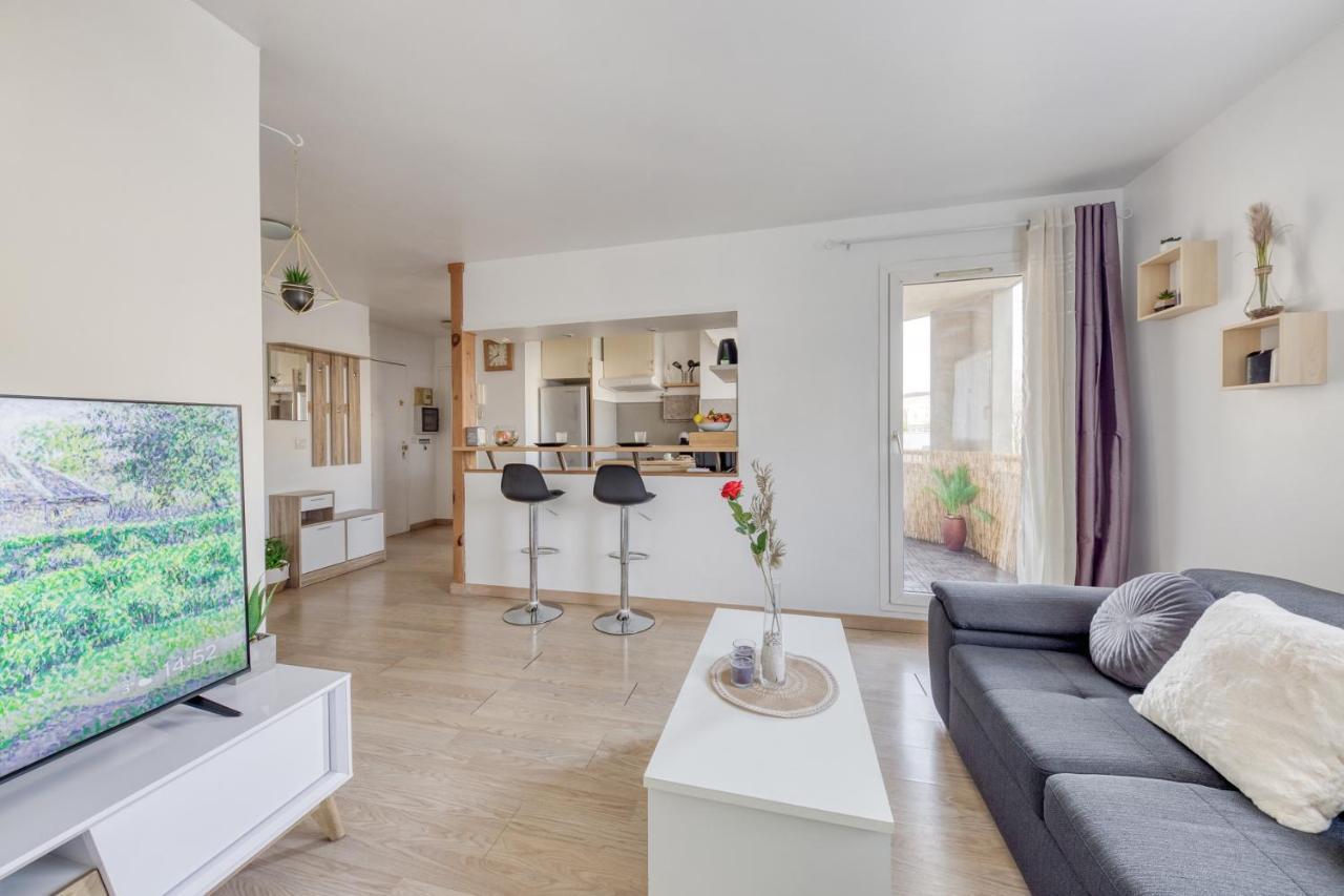 Next To Disneyland -Palm Spring Torcy (Seine-et-Marne) Exterior foto
