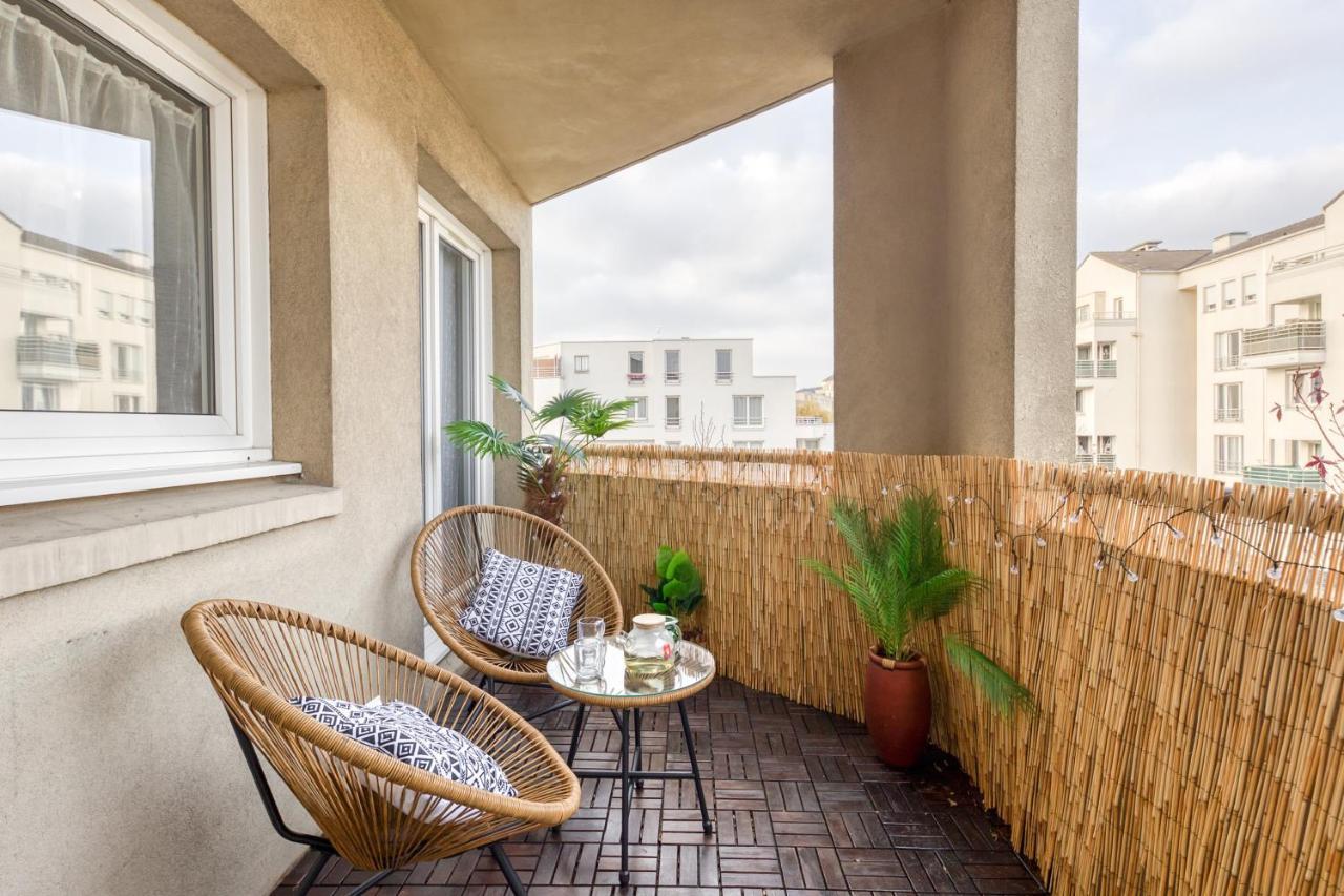 Next To Disneyland -Palm Spring Torcy (Seine-et-Marne) Exterior foto